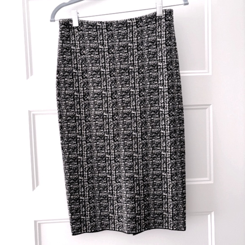 Theory Soft Luster Sweater Skirt Size S
